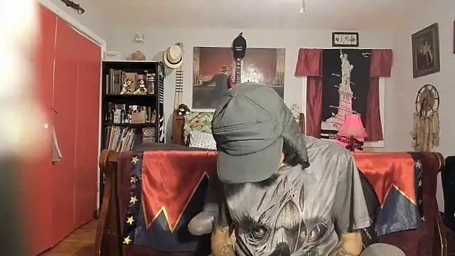 RoosterWabbit online show from 03.11.25