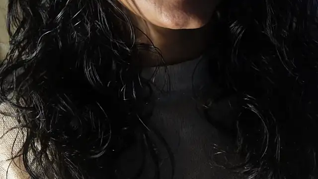 Snapshot of -AyeshaSinghania- chatting on 09.26.25 -AyeshaSinghania- online show from 09.26.25