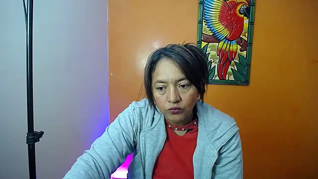 daleska ayala 1 online show from 12.25.24