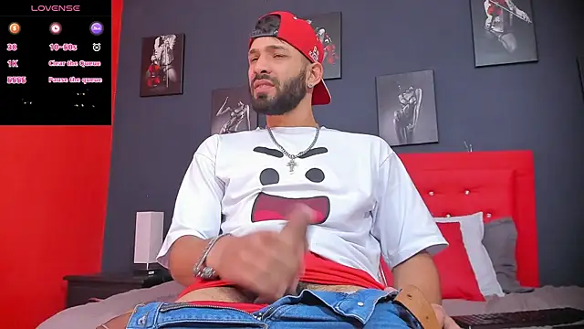 Thiagogomez online show from 12.13.24