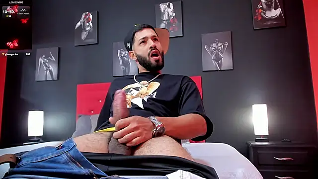 Thiagogomez online show from 12.28.24