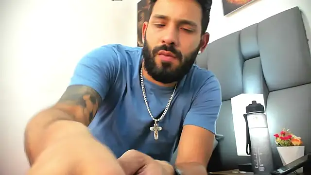 Thiagogomez online show from 04.07.26