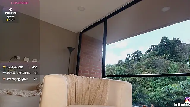 Helenbronwx online show from 12.21.25