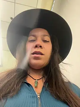 Snapshot of Bigbuttbrooklynn chatting on 01.21.25 Bigbuttbrooklynn online show from 01.21.25