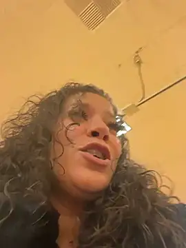 Snapshot of Bigbuttbrooklynn chatting on 02.04.25 Bigbuttbrooklynn online show from 02.04.25