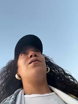 Snapshot of Bigbuttbrooklynn chatting on 02.22.25 Bigbuttbrooklynn online show from 02.22.25