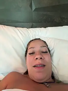 Snapshot of Bigbuttbrooklynn chatting on 09.11.25 Bigbuttbrooklynn online show from 09.11.25