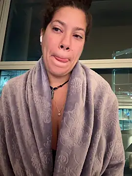 Snapshot of Bigbuttbrooklynn chatting on 09.28.25 Bigbuttbrooklynn online show from 09.28.25