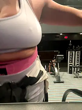 Snapshot of Bigbuttbrooklynn chatting on 10.23.25 Bigbuttbrooklynn online show from 10.23.25