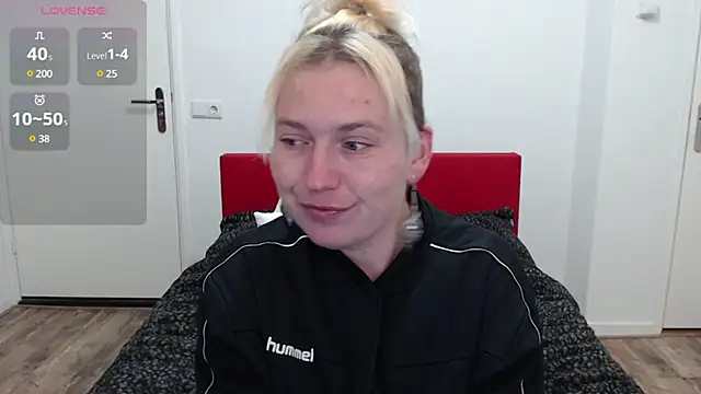 Snapshot of cumfun chatting on 01.12.25 cumfun online show from 01.12.25