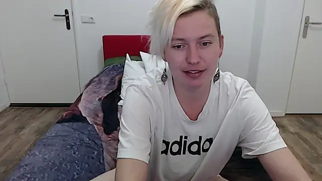 Snapshot of cumfun chatting on 01.27.25 cumfun online show from 01.27.25