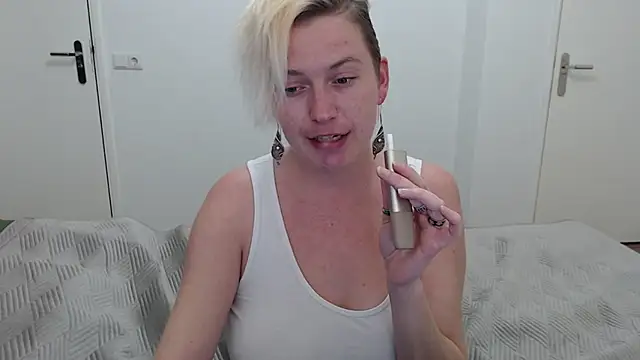 Snapshot of cumfun chatting on 02.06.25 cumfun online show from 02.06.25
