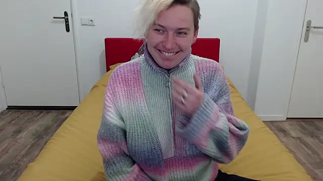 Snapshot of cumfun chatting on 02.17.25 cumfun online show from 02.17.25