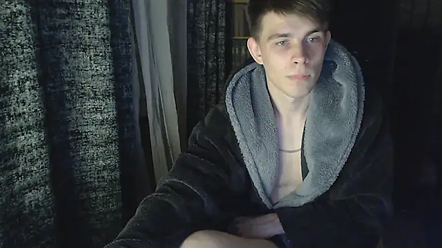 Student Oliver online show from 10.12.25