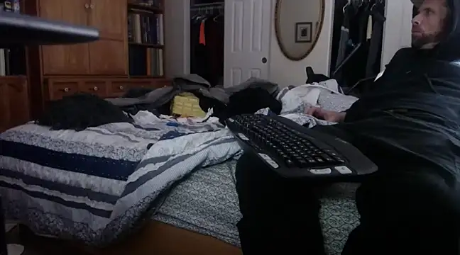 HandsumHungDaddy online show from 02.16.25