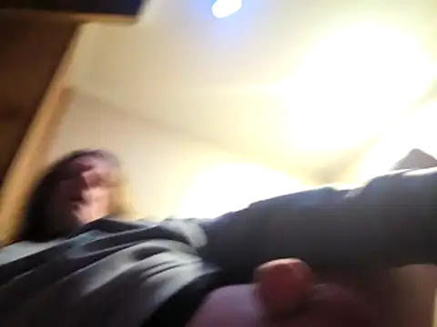 Travislovescum online show from 12.20.25