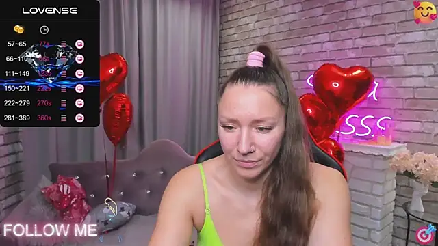 SarahCoksss online show from 02.12.25