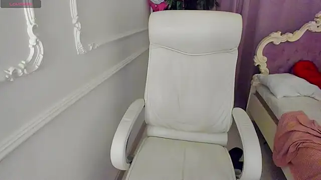 Lily Marlin online show from 06.05.26