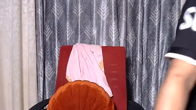 sexy-simmy online show from 09.24.25