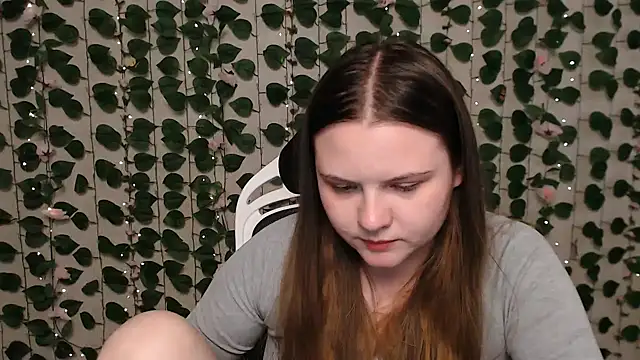 IxxiLiana online show from 12.10.24