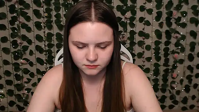 IxxiLiana online show from 12.12.24