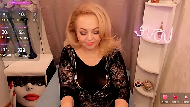 ShannaKingson online show from 01.10.25