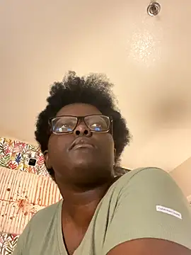 Yagurl  west online show from 11.07.25