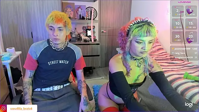 Snapshot of badeyes_crazygoat chatting on 03.12.26 badeyes crazygoat online show from 03.12.26