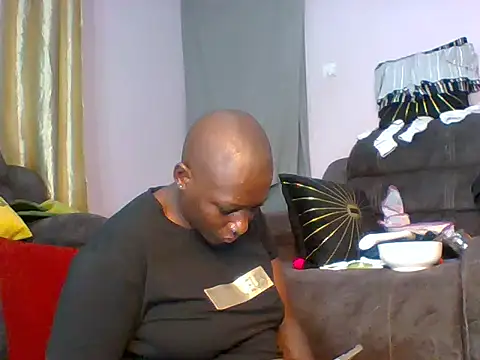 Poisonous Ivy online show from 12.19.24