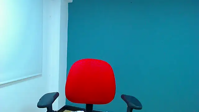 Snapshot of danna-_roouss chatting on 02.03.26 danna- roouss online show from 02.03.26