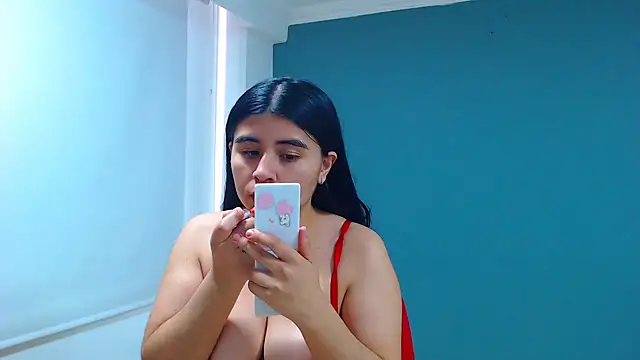 Snapshot of danna-_roouss chatting on 02.11.26 danna- roouss online show from 02.11.26