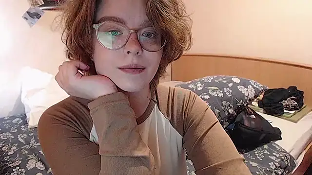 Snapshot of Chmiri_cb chatting on 09.28.25 Chmiri cb online show from 09.28.25