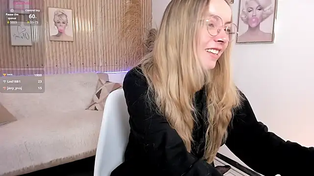 Snapshot of ana_ev chatting on 06.11.26 ana ev online show from 06.11.26