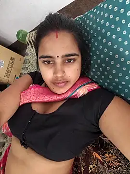 Snapshot of Baby_Muskan chatting on 10.26.25 Baby Muskan online show from 10.26.25