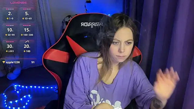 Snapshot of Natural_babe666 chatting on 03.20.25 Natural babe666 online show from 03.20.25