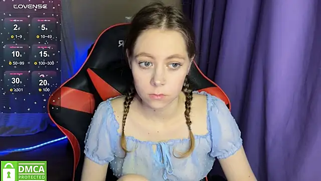 Snapshot of Natural_babe666 chatting on 10.13.25 Natural babe666 online show from 10.13.25