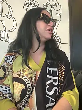 Chloe Ricci online show from 12.14.24