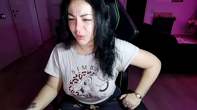 Chloe Ricci online show from 03.21.25