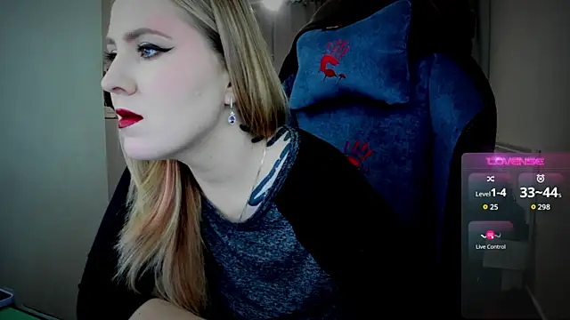 Olivia Munk online show from 10.09.25