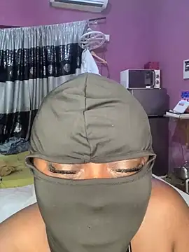 Snapshot of sweet1111 chatting on 12.11.24 sweet1111 online show from 12.11.24