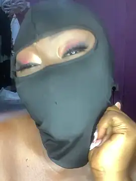 Snapshot of sweet1111 chatting on 12.28.24 sweet1111 online show from 12.28.24