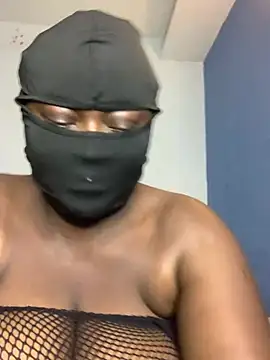 Snapshot of sweet1111 chatting on 02.07.25 sweet1111 online show from 02.07.25