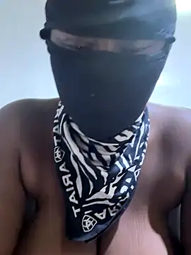 Snapshot of sweet1111 chatting on 09.10.25 sweet1111 online show from 09.10.25