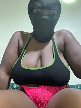 Snapshot of sweet1111 chatting on 10.19.25 sweet1111 online show from 10.19.25