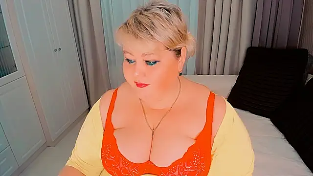 BIGTITSBBW online show from 12.10.24