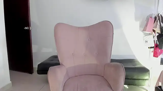 selene king2 online show from 12.03.25