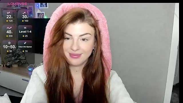 Snapshot of _comefeelme_ chatting on 12.19.24  comefeelme  online show from 12.19.24