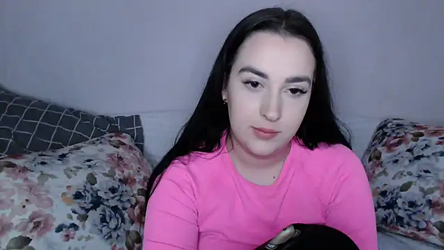 Snapshot of vitalina_freedom chatting on 12.18.24 vitalina freedom online show from 12.18.24