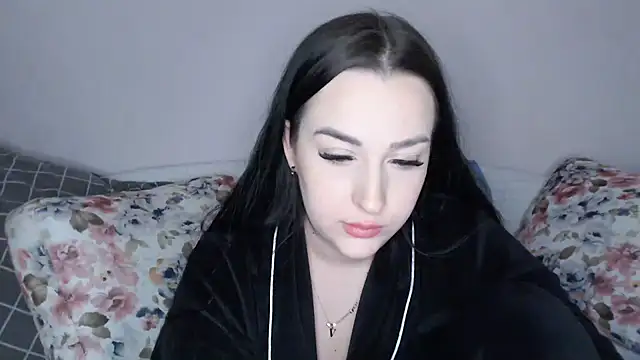 Snapshot of vitalina_freedom chatting on 12.24.24 vitalina freedom online show from 12.24.24