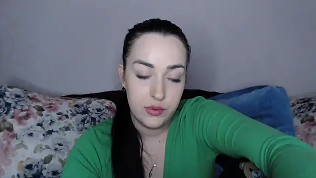 Snapshot of vitalina_freedom chatting on 01.13.25 vitalina freedom online show from 01.13.25